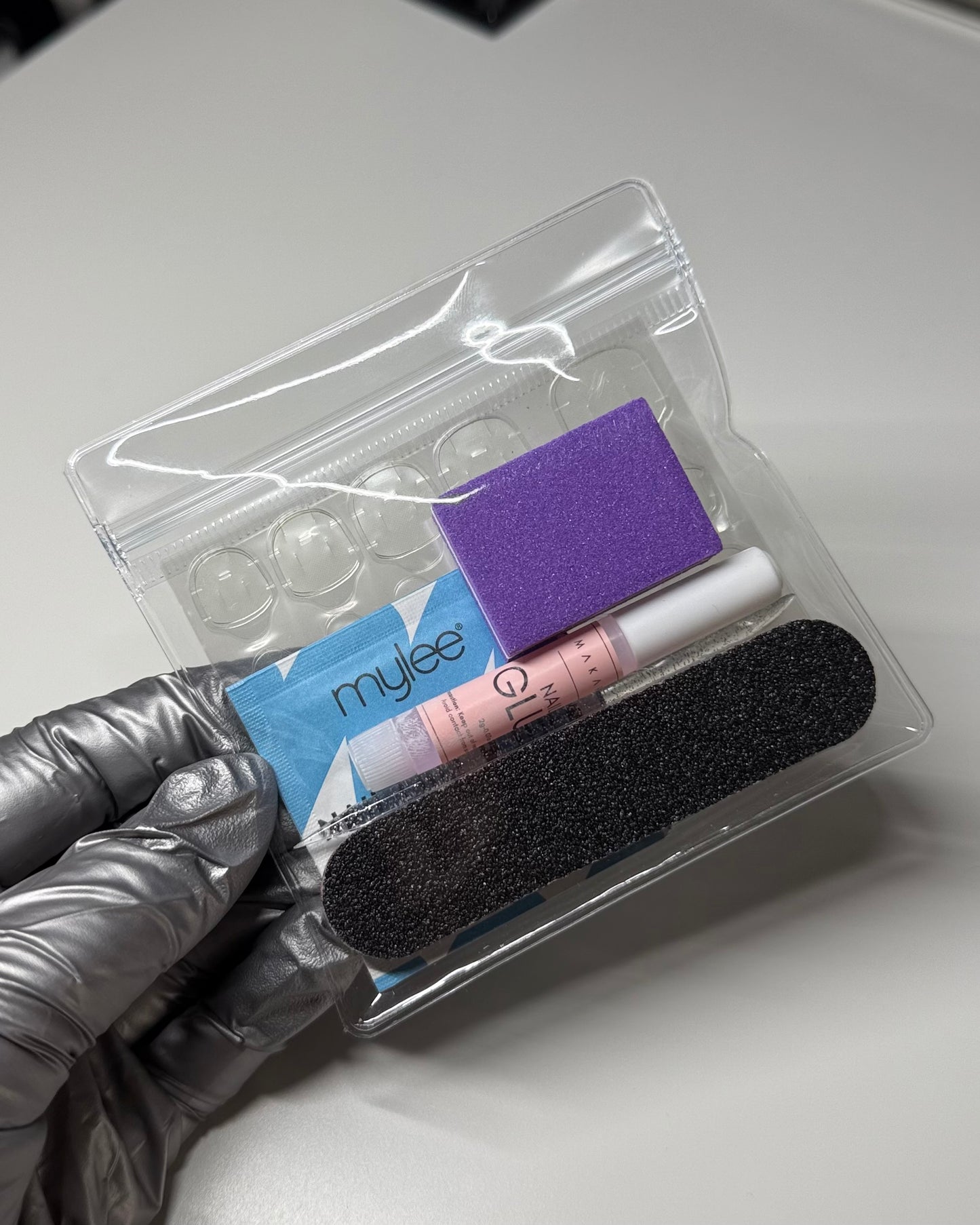 Kit de préparation d'ongles